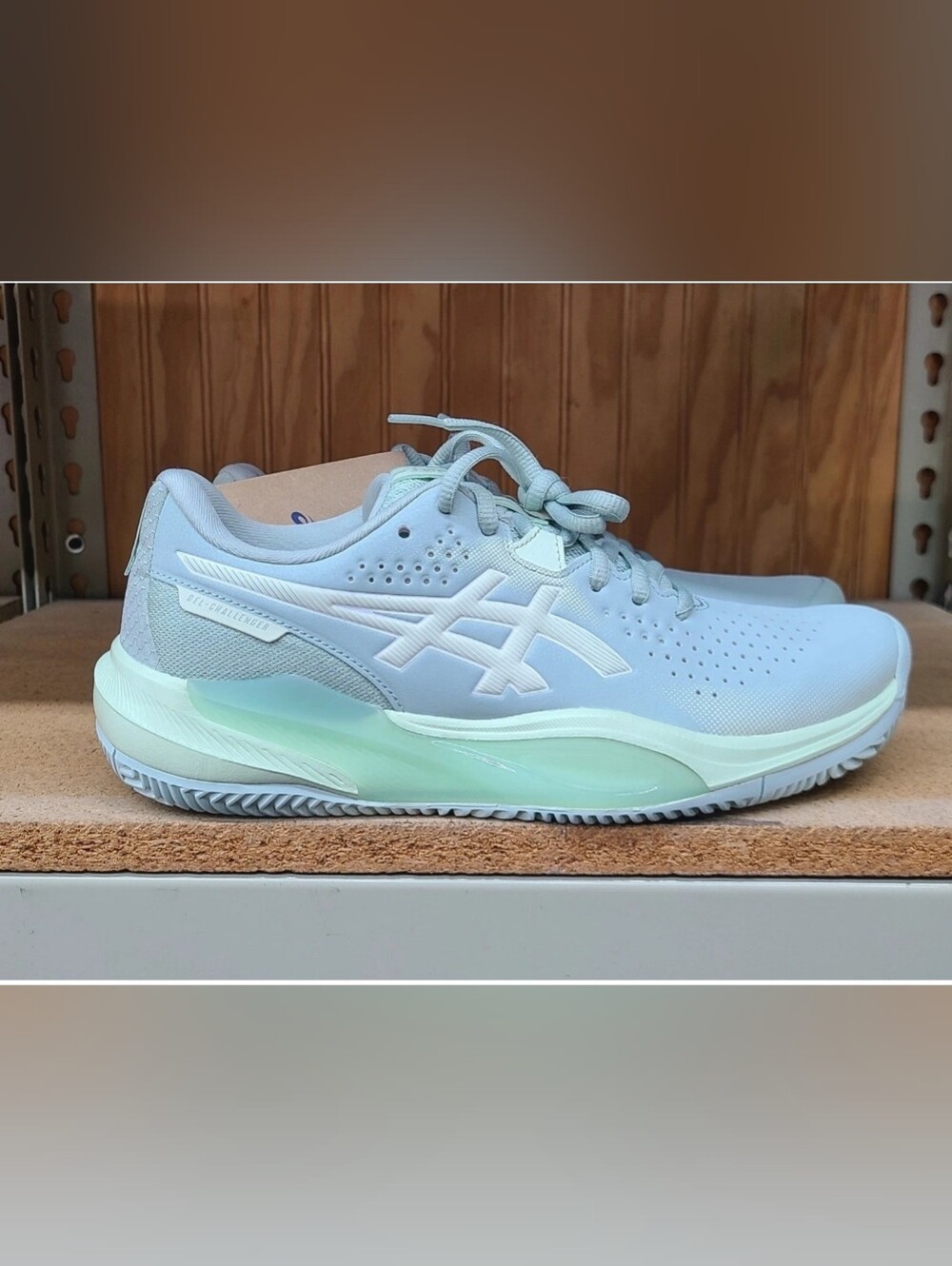 Woman's Sneakers & Athletic Shoes ASICS Gel-Challenger 15 Sz 9
